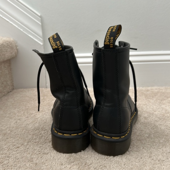 DR MARTENS LACE UP BOOTS SIZE 5 UK/6 US BLACK LEATHER - Picture 3 of 5